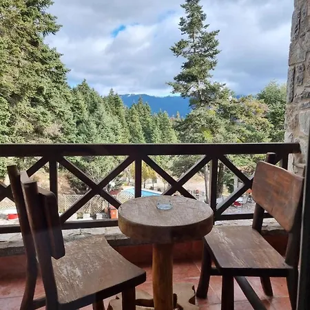 Elati Hotel *